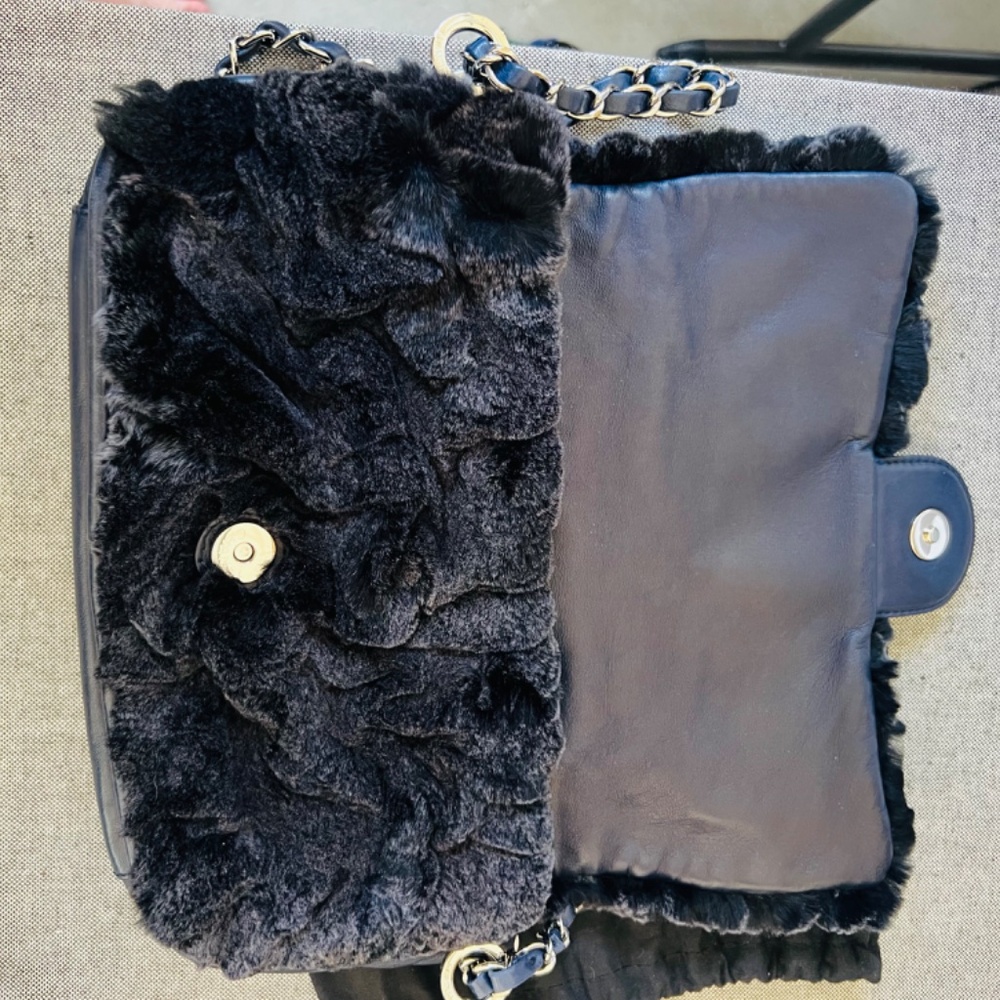 Authentic Chanel - Lapin Rabbit Fur and Leather Classic Single Flap Handbag - Picture 14 of 16